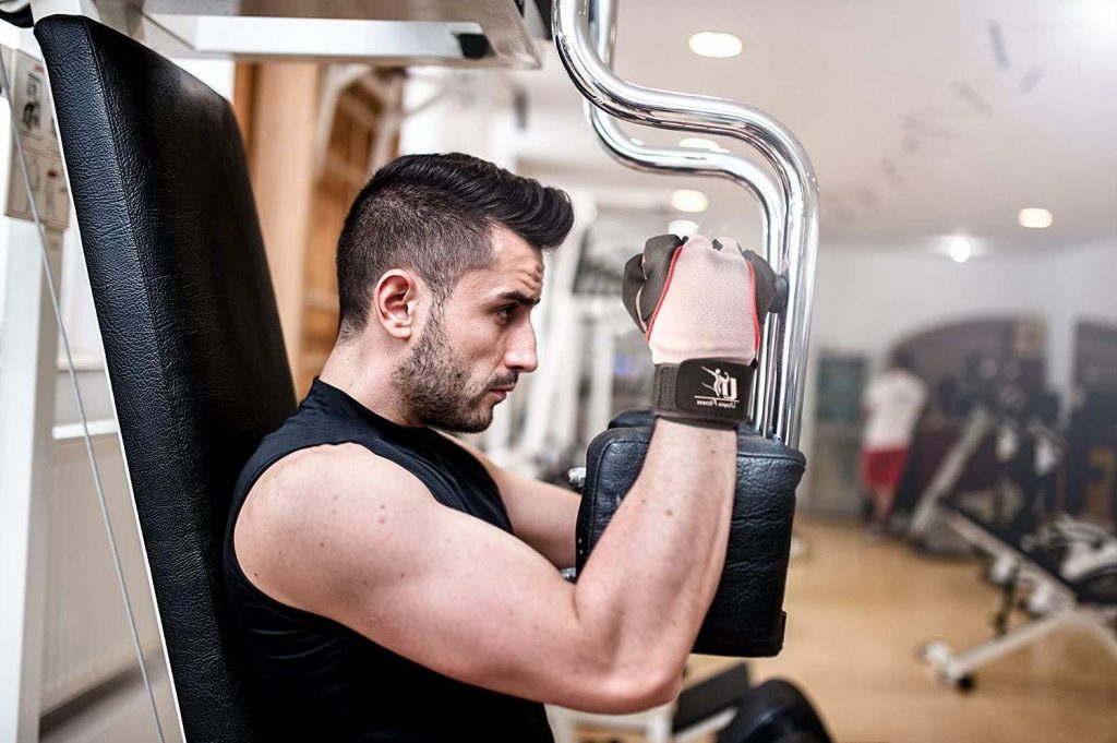gym-gloves-workout-weight-lifting-exercise-sport-v-643021349-1024×681 gym-gloves-workout-weight-lifting-exercise-sport-v-643021349-1024×681